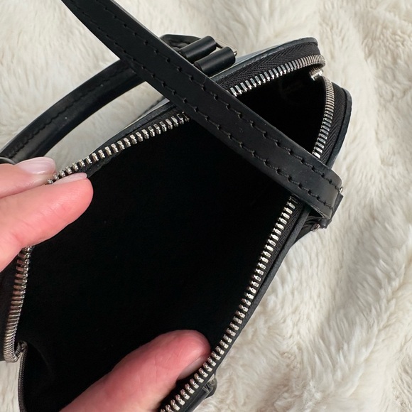 Louis Vuitton Limited Edition Nano Alma - Picture 5 of 6